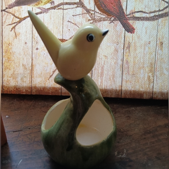 Pennsbury Vintage Bird on Gourd Mini Planter - Picture 2 of 9